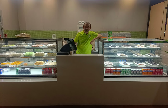 Salaam Namaste Resturant - Hospitality and gastronomy