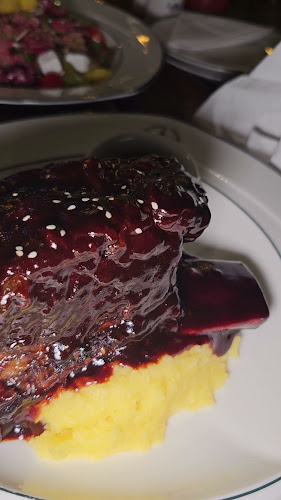 Opinii despre The Irish Village, Dubai Studio City în Dubai - Hospitality and gastronomy