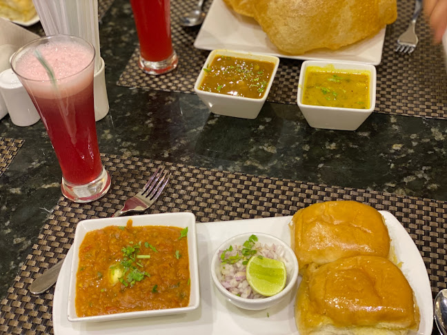 Jumeirah 1, Jumeirah Road, Villa No. 84, Opp Mcdonalds - Dubai