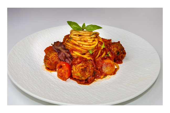 Opinii despre Alphs Cuisines | pasta | burgers | salad | fresh juice în Abu Dhabi - Hospitality and gastronomy