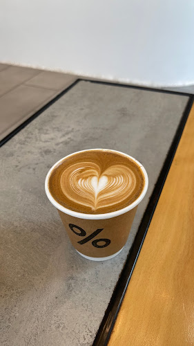 % ARABICA UAE CITY WALK - Hospitality and gastronomy