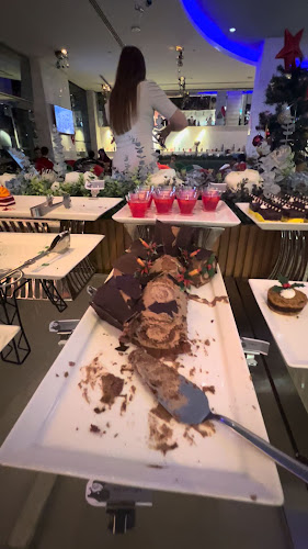 Opinii despre Captain's Table Coffee Shop în Dubai - Hospitality and gastronomy