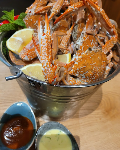 Phileas Fogg's - Hospitality and gastronomy