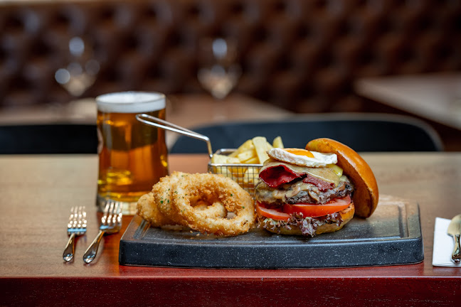 Opinii despre Captain's Arms în Abu Dhabi - Hospitality and gastronomy