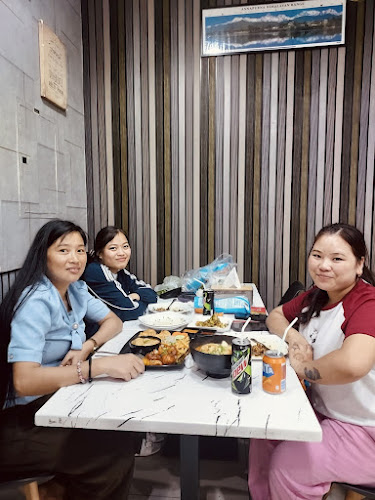 MomoStreet Restaurant - Al Nahda Dubai - Dubai