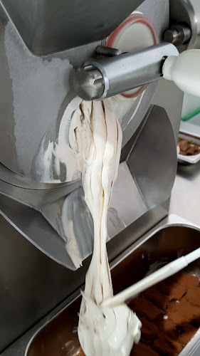 Opinii despre Samuele's Artisanal Gelato - Italian Ice Cream în Dubai - Hospitality and gastronomy