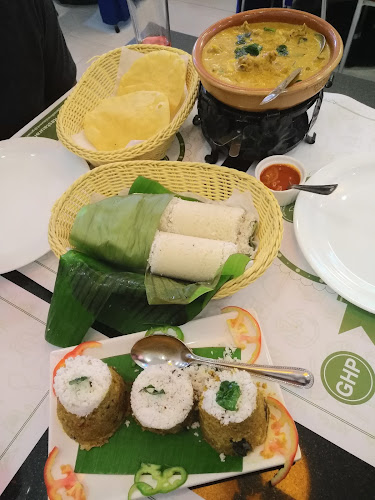 997X+XXF - G Floor,Awafi Building,Al Zahra St,Al Naba'ah، Fire Station Roundabout - Al Zahra'a St - Hay Al Sharq - Sharjah