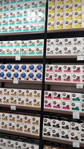 Al Jahili Tower - شارع المُمَيَز - Al Jahili - Hai Al Qalaa - Abu Dhabi