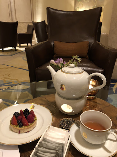 Opinii despre The Drawing Room în Abu Dhabi - Hospitality and gastronomy