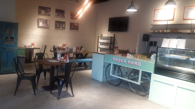 Calcutta Chai & Co I Restaurant in Business Bay I Cafe I Catering - Hospitality and gastronomy