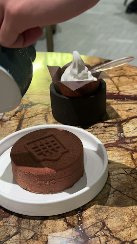 CHOCOMELT AL ZAHIA CITY CENTER SHARJAH - Hospitality and gastronomy