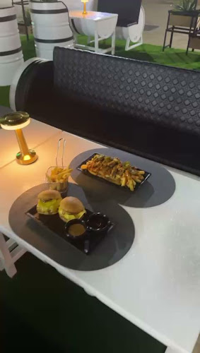 Opinii despre The Masked Chef în Ras Al-Khaimah - Hospitality and gastronomy