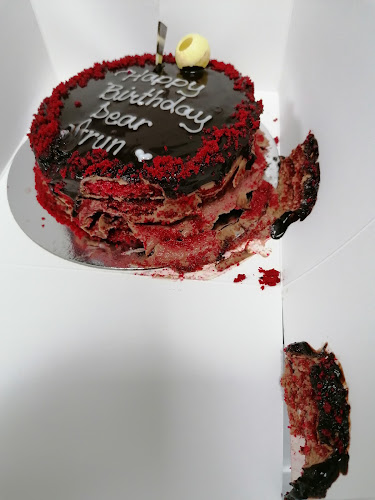 Comentarii opinii despre Ribbons and Balloons - Oud Metha