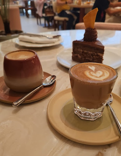 Unit FF - 299 - A - Financial Ctr St - Downtown Dubai - Dubai