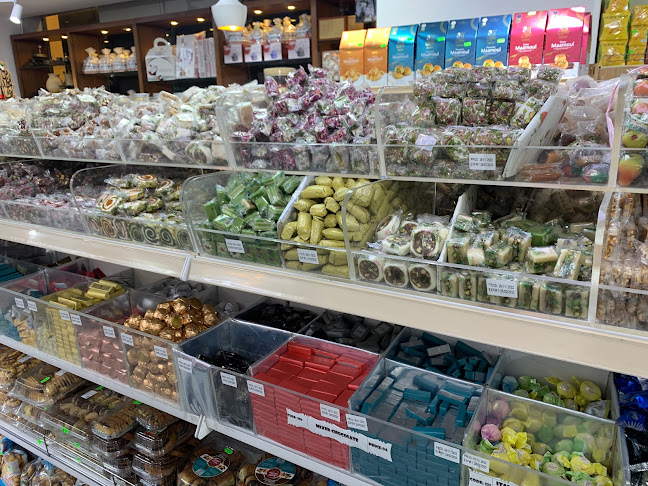 Comentarii opinii despre Lebanese Roaster - Airport Road - المحمصة اللبنانية طريق المطار