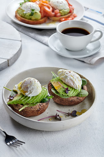 Comentarii opinii despre The Coffee Club Dubai Marina Mall