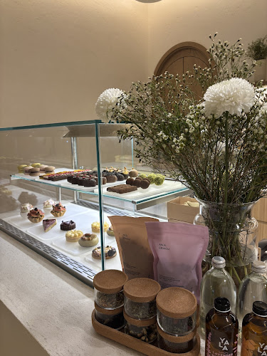 Angel Cakes Wellness Spot - Dubai