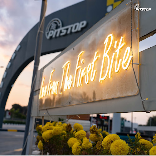Pitstop - Hospitality and gastronomy