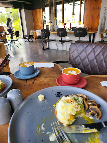 801 Sheikh Rashid Bin Saeed St - Al Nahyan - E22 - Abu Dhabi