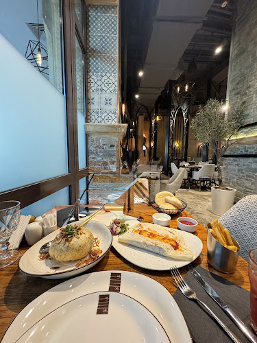 Siraj Restaurant مطعم سراج - Hospitality and gastronomy