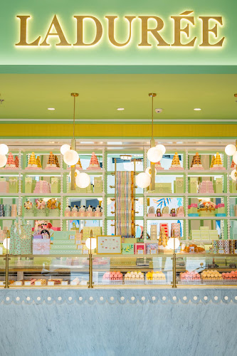 Ladurée - Hospitality and gastronomy