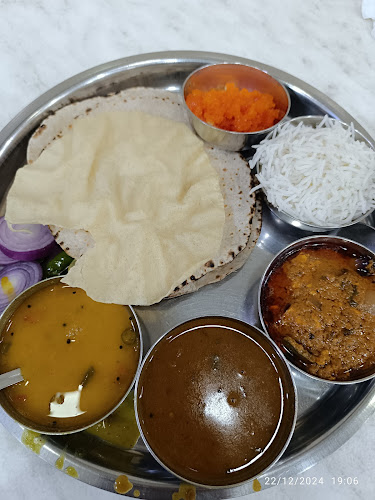 Madeenat Haridwar Restaurant - Vegetarian - Hospitality and gastronomy