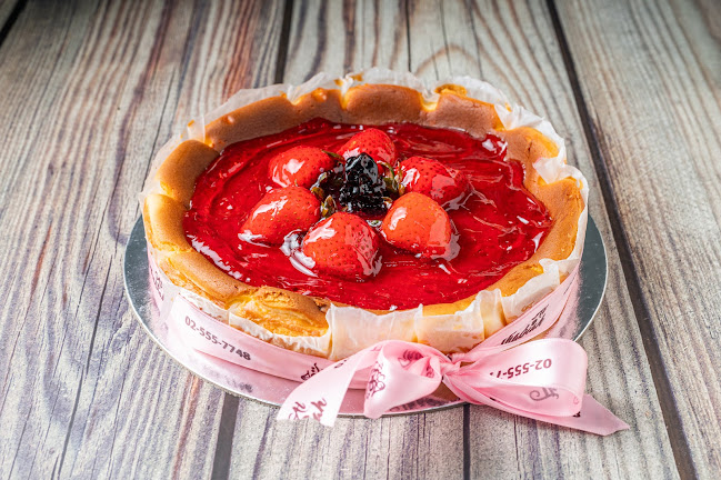 Comentarii opinii despre Al Thabiah Sweets & Pastries - Shakbouth city - حلويات ومعجنات الطبيعه