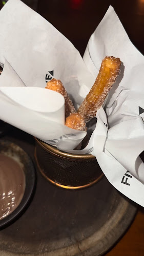 Opinii despre Soul St. - Street Food In Dubai at FIVE Jumeirah Village în Dubai - Hospitality and gastronomy