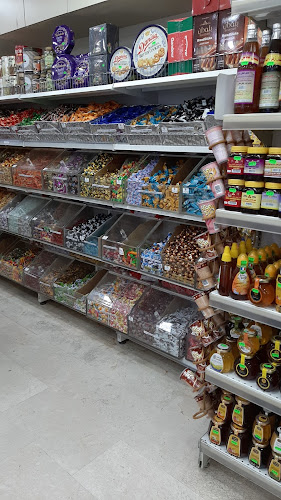 Comentarii opinii despre Lebanese Roaster - Al Nahyan Camp - المحمصة اللبنانية معسكر آل نهيان