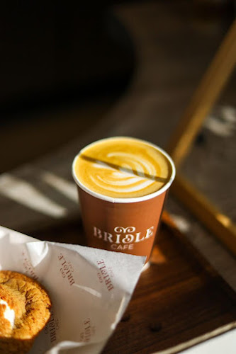 Opinii despre Bridle cafe în Abu Dhabi - Hospitality and gastronomy