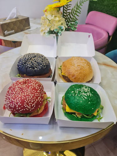 Al Wahda St - University Area - Sharjah