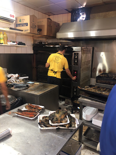 محل محمد يوسف لشوي الأسماك (أرياف نعمه حاليا) - Abu Dhabi