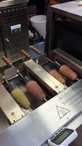 Puffin Chimney cakes, best Gelato - Dubai