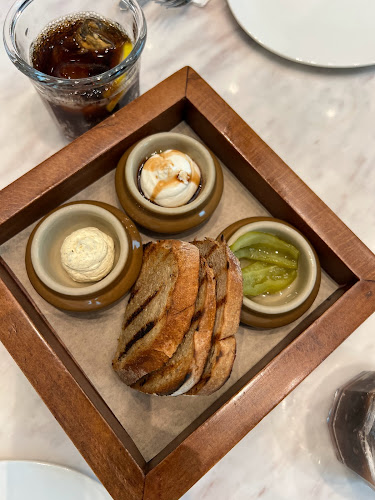 Table Otto - Dubai Mall