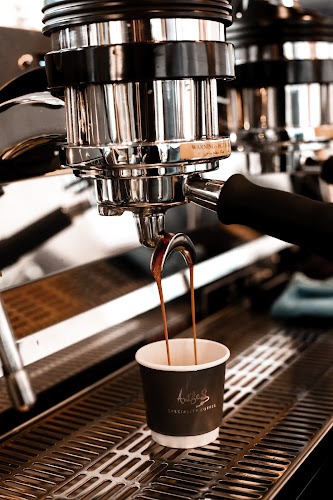 Comentarii opinii despre Antibes Specialty Café and Restaurant