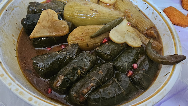 لفة ورق عنب دبي الخوانيج Laffat Wrq Enb Dubai Al Khawaneej - Hospitality and gastronomy