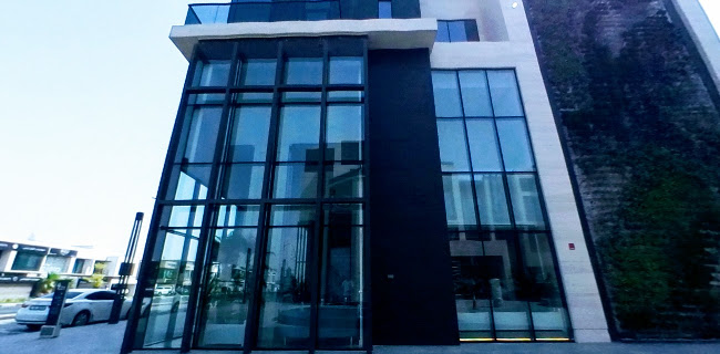 Mara Lounge Restaurant