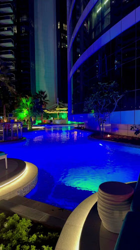 Opinii despre Malibu Deck - Pool Bar în Dubai - Hospitality and gastronomy
