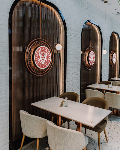 Opinii despre Alison Nelson’s Chocolate Bar în Dubai - Hospitality and gastronomy