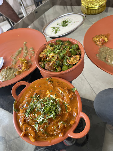 Royal Foods Restaurant (ਪੰਜਾਬੀ ਢਾਬਾ) - Hospitality and gastronomy