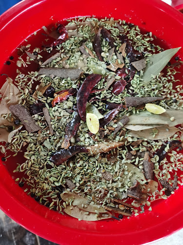 Comentarii opinii despre Al-Naqbi Salt and Sahnah to sell salted fish