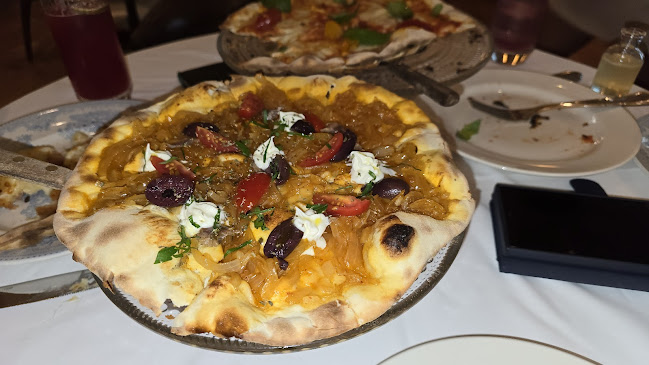 TDM GF 319, Dubai Mall - Dubai