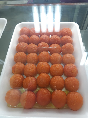 Opinii despre Green Darbar Sweets L.L.C în Abu Dhabi - Hospitality and gastronomy