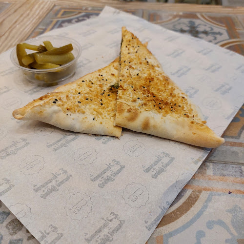 Opinii despre Man'oushe Street Al Ghurair- شارع منقوشة în Dubai - Hospitality and gastronomy