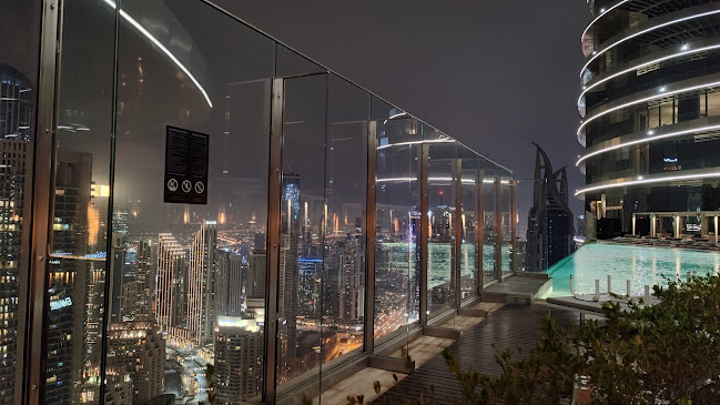 CÉ LA VI - Hospitality and gastronomy