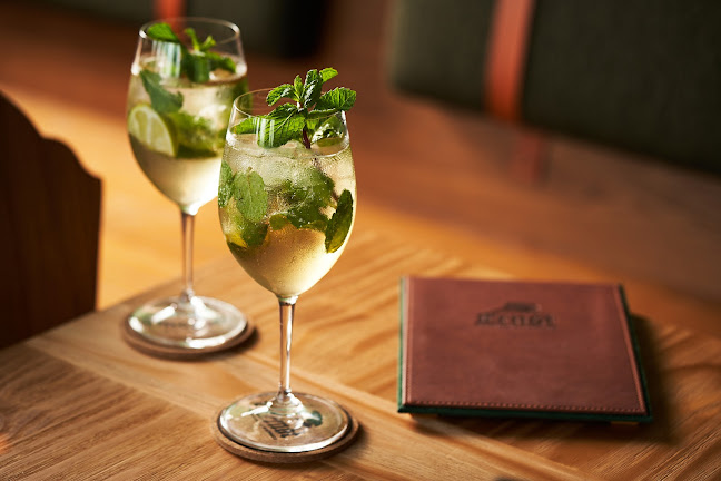 Opinii despre Ernst Biergarten în Dubai - Hospitality and gastronomy