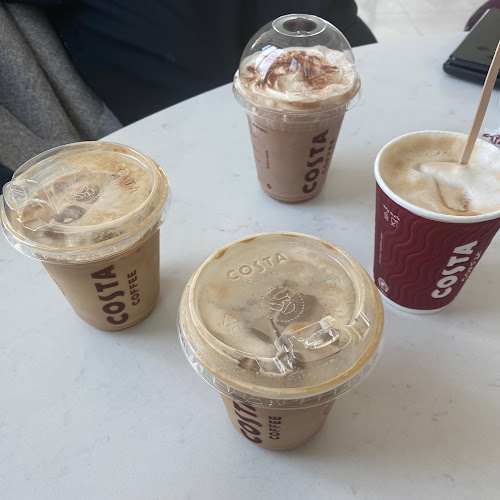 Opinii despre Costa Coffee - Tamouh Tower în Abu Dhabi - Hospitality and gastronomy