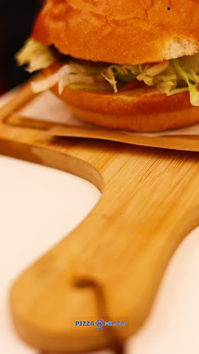 Pizza Mizza Restaurant