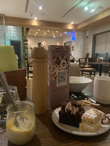 Comentarii opinii despre Alloro