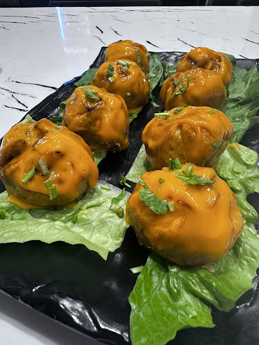 Opinii despre MomoStreet Restaurant - Al Nahda Dubai în Dubai - Hospitality and gastronomy